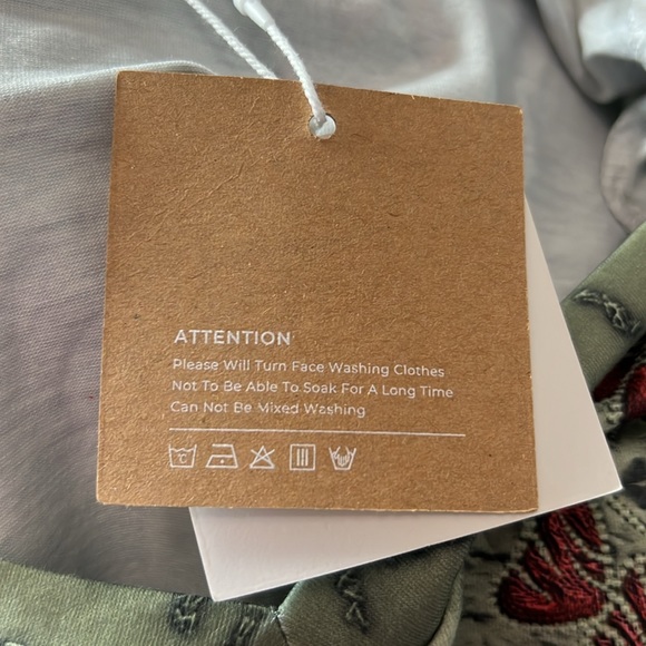 NORACORA TOP‎ - Picture 12 of 13